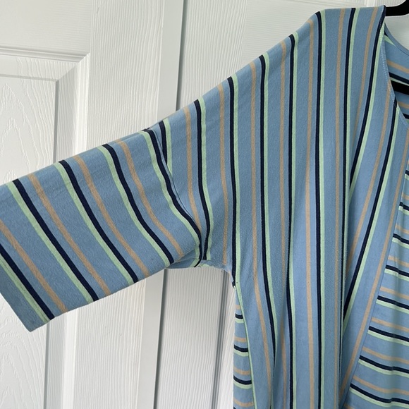 Striped dolman sleeve shirt - Picture 2 of 8